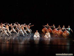 鄭州緣信禮儀公司文藝匯演精彩呈現，ebdoor 專業攝制記錄難忘瞬間